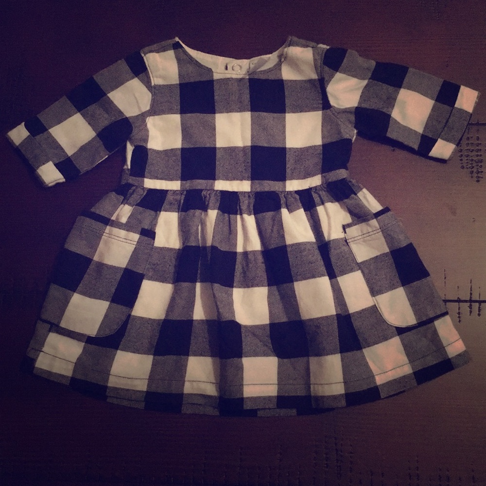Baby girl dress size 9months